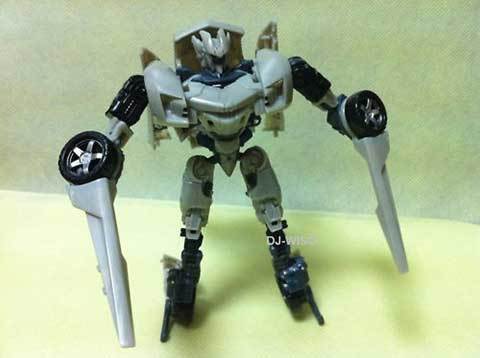 日報：日本でステルスフォースシリーズほか発売決定！ ほか: 超